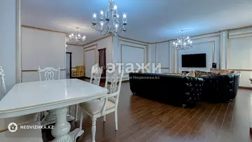 5-комнатная квартира, этаж 9 из 10, 260 м²