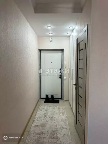 1-комнатная квартира, этаж 3 из 12, 36 м²