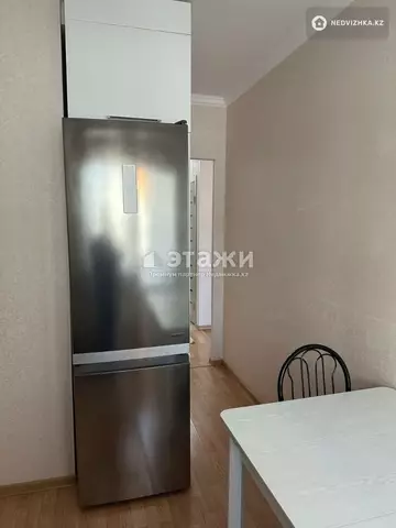 1-комнатная квартира, этаж 3 из 12, 36 м²