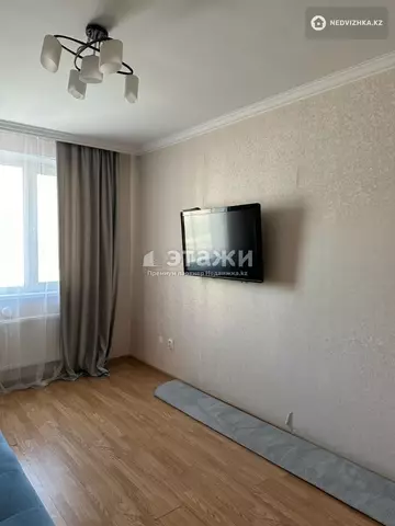 1-комнатная квартира, этаж 3 из 12, 36 м²