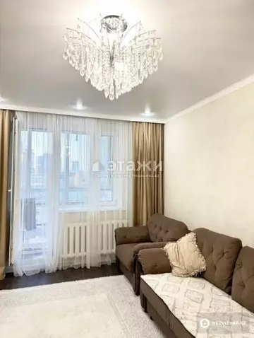2-комнатная квартира, этаж 4 из 13, 56 м²