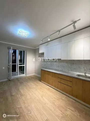 2-комнатная квартира, этаж 11 из 13, 57 м²