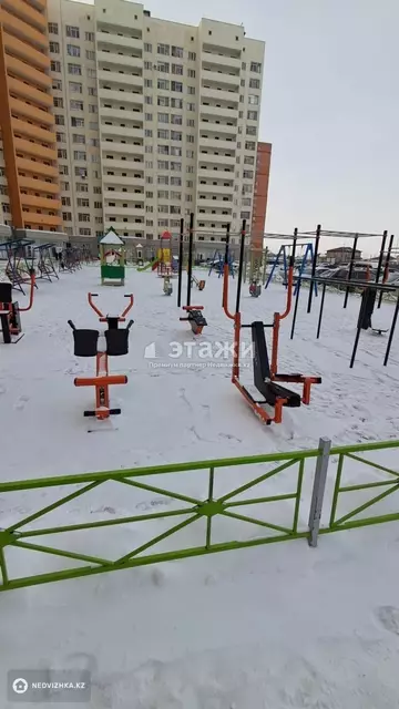 2-комнатная квартира, этаж 2 из 14, 51 м²