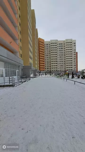 2-комнатная квартира, этаж 2 из 14, 51 м²