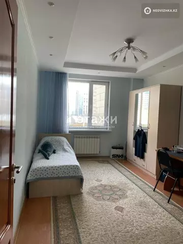 182.2 м², 4-комнатная квартира, этаж 3 из 5, 182 м², изображение - 4