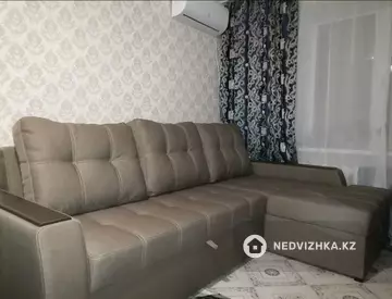 1-комнатная квартира, этаж 9 из 9, 33 м²