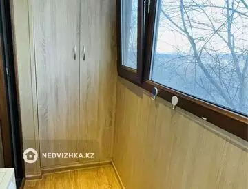 1-комнатная квартира, этаж 4 из 5, 33 м²