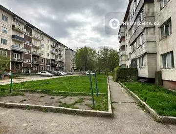 3-комнатная квартира, этаж 5 из 5, 76 м²