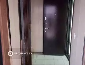 Офисное помещение, этаж 1 из 1, в жилом доме, 43 м², на длительный срок