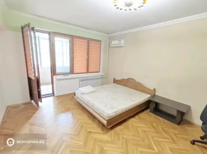 82 м², 3-комнатная квартира, этаж 3 из 5, 82 м², изображение - 1