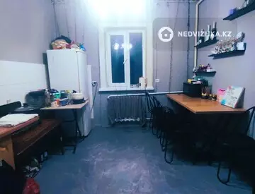 2-комнатная квартира, этаж 2 из 2, 45 м²