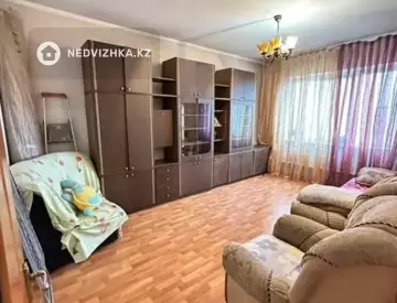 4-комнатная квартира, этаж 9 из 9, 100 м²