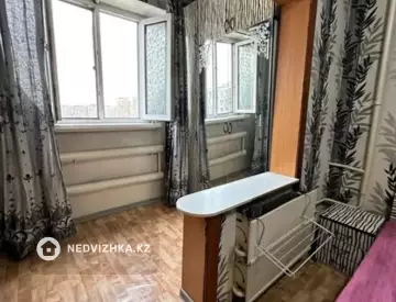 4-комнатная квартира, этаж 9 из 9, 100 м²