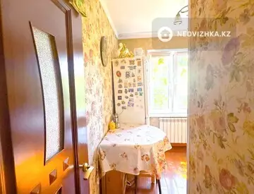 3-комнатная квартира, этаж 4 из 4, 58 м²