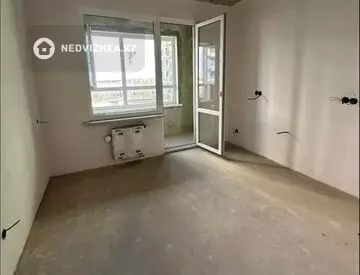 1-комнатная квартира, этаж 10 из 12, 44 м²
