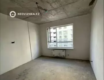 1-комнатная квартира, этаж 9 из 12, 44 м²
