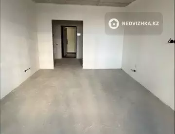 1-комнатная квартира, этаж 9 из 12, 44 м²