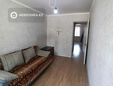 3-комнатная квартира, этаж 2 из 3, 60 м²