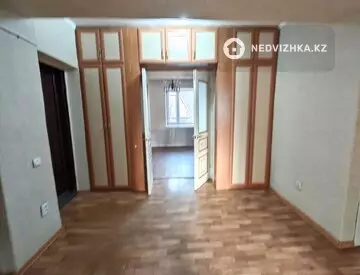 3-комнатная квартира, этаж 2 из 8, 67 м²