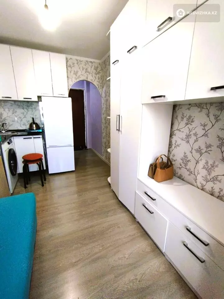 13.5 м², 1-комнатная квартира, этаж 3 из 5, 14 м², изображение - 1
