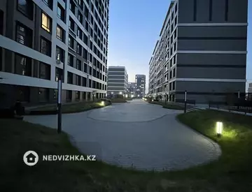 2-комнатная квартира, этаж 4 из 18, 62 м²