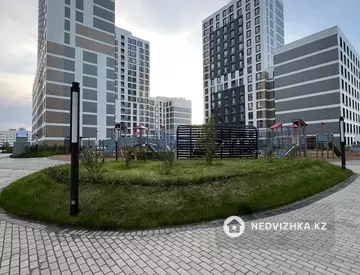 2-комнатная квартира, этаж 4 из 18, 62 м²