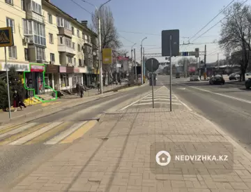 Торговое помещение, этаж 1 из 2, 110 м²