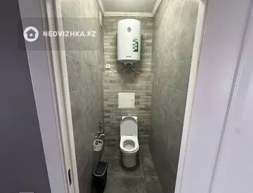 2-комнатная квартира, этаж 4 из 5, 66 м², на длительный срок