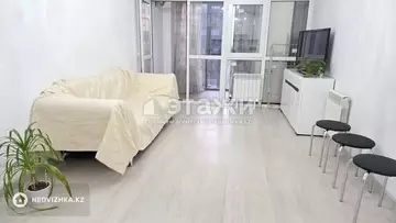 2-комнатная квартира, этаж 8 из 9, 55 м²