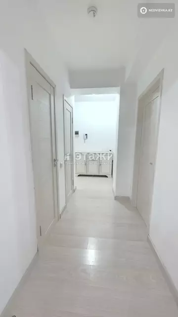 2-комнатная квартира, этаж 8 из 9, 55 м²