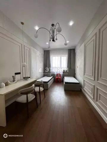 3-комнатная квартира, этаж 6 из 6, 90 м²