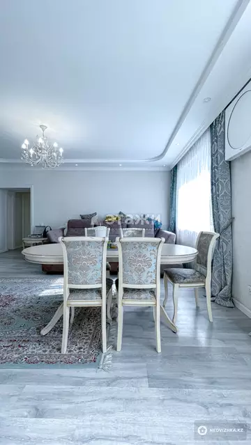 4-комнатная квартира, этаж 3 из 4, 108 м²