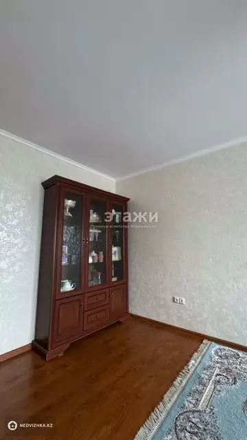3-комнатная квартира, этаж 4 из 5, 65 м²