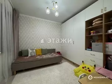 3-комнатная квартира, этаж 2 из 10, 64 м²