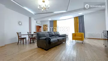 3-комнатная квартира, этаж 5 из 10, 130 м²