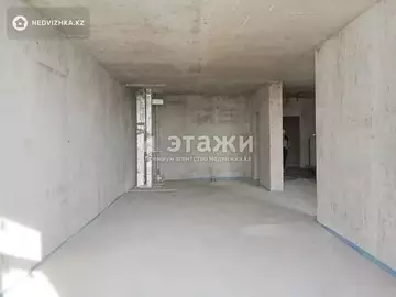 2-комнатная квартира, этаж 4 из 12, 72 м²