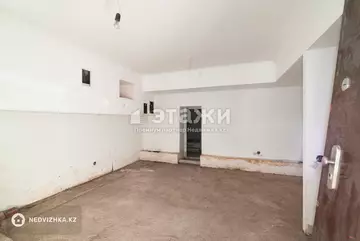 Складское помещение, 12 этажей, 386 м²