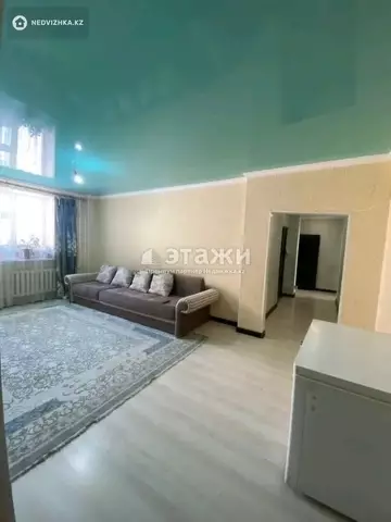 4-комнатная квартира, этаж 5 из 9, 113 м²