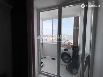 1-комнатная квартира, этаж 9 из 9, 42 м²