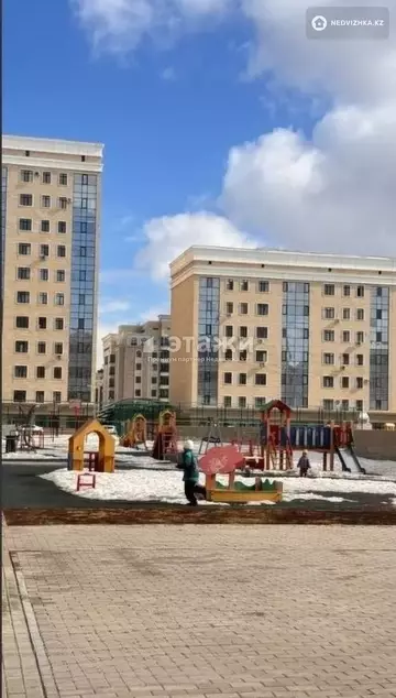 1-комнатная квартира, этаж 3 из 8, 47 м²
