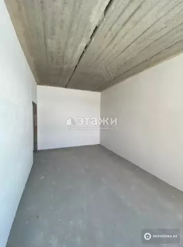 2-комнатная квартира, этаж 4 из 9, 59 м²