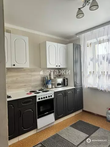 1-комнатная квартира, этаж 4 из 5, 38 м²