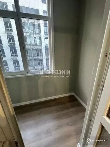 2-комнатная квартира, этаж 9 из 10, 38 м²
