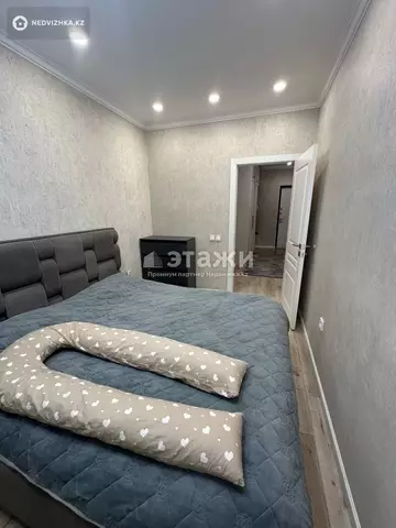 2-комнатная квартира, этаж 9 из 19, 73 м²