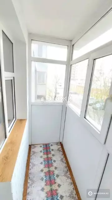 3-комнатная квартира, этаж 2 из 10, 60 м²