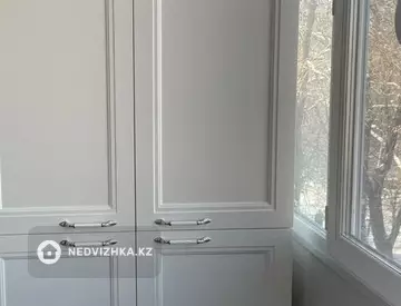 2-комнатная квартира, этаж 3 из 4, 45 м²
