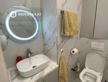 2-комнатная квартира, этаж 8 из 9, 57 м²