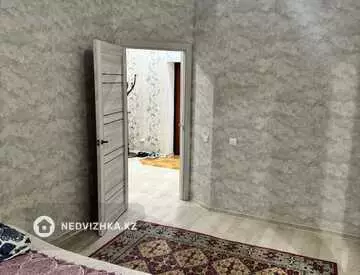 2-комнатная квартира, этаж 8 из 10, 74 м²