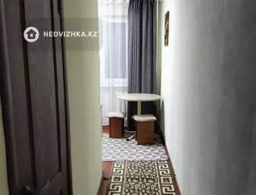 2-комнатная квартира, этаж 3 из 4, 45 м²