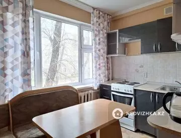 2-комнатная квартира, этаж 2 из 5, 49 м²